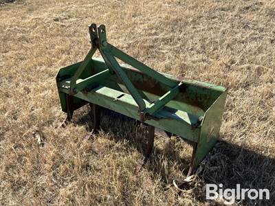John Deere 40 3-Pt 4' Box Blade W/ Scarifier
