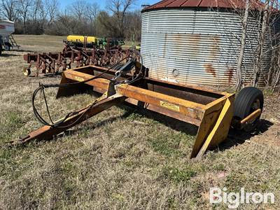 Midland M512 Pull-Type Scraper