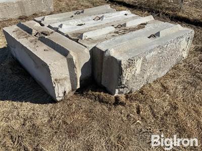 6’ Concrete Barriers