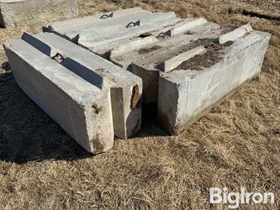 6’ Concrete Barriers