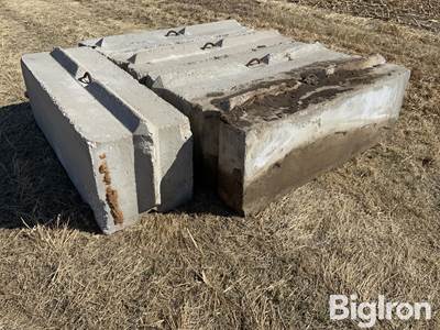 6’ Concrete Barriers