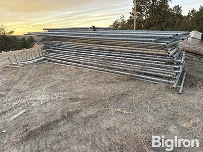 7’x13’7” Construction Fencing