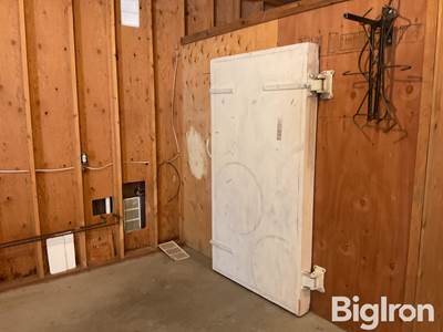 Cooling Unit And Door