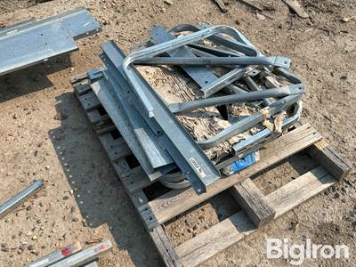 Safety Gates & Hardware