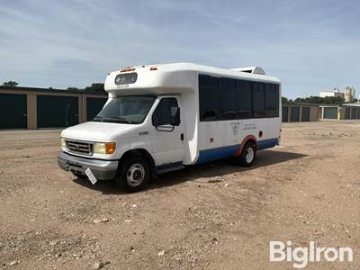 2006 Ford Eldorado E450 Bus