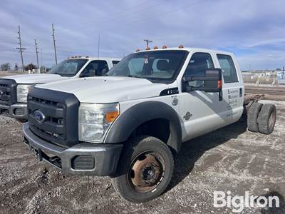 2012 Ford F550 Super Duty 4x4 Crew Cab & Chassis