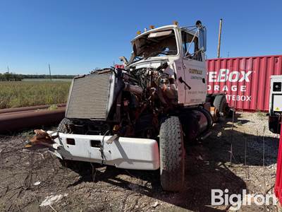 1997 Ford L9000 Tri/A Cab & Chassis