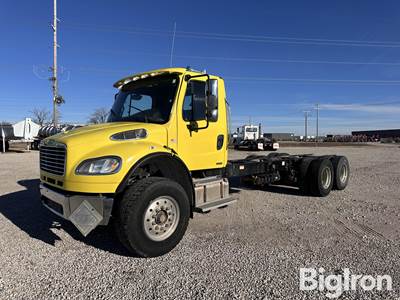 2011 Freightliner M2-106 T/A Cab & Chassis