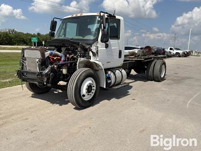 2019 International 4300 S/A Cab & Chassis Parts Truck
