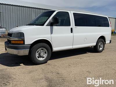 2009 Chevrolet Express G2500 Van