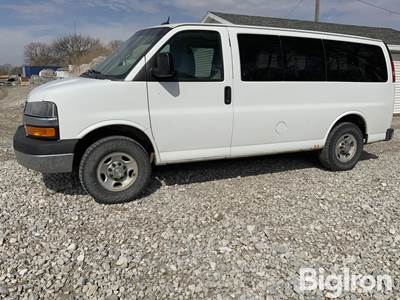 2014 Chevrolet Express G2500 LT Van
