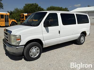 2010 Ford F350 XLT Passenger Van