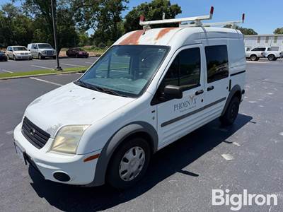 2010 Ford Transit Connect XLT Van