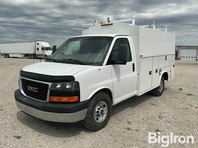 2017 GMC Magnavan 2500 Service Van