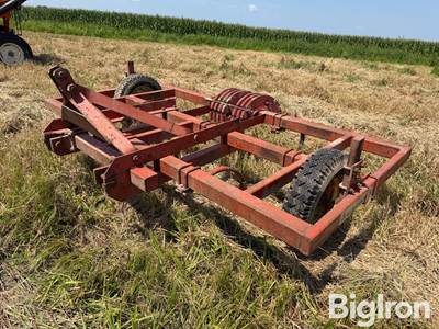 Allis-Chalmers 610-10 8' 3-Pt Chisel Plow