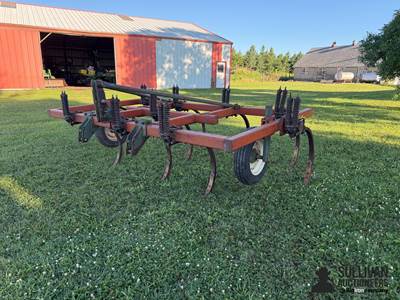 Brillion CPP-02 12' Chisel Plow