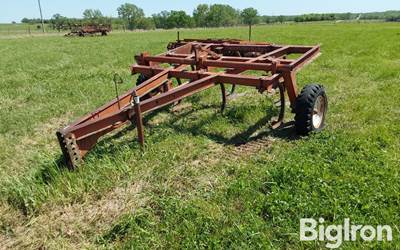 Bush Hog 8' Pull Type Chisel Plow
