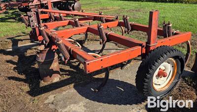 International 55 Chisel Plow