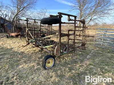 John Deere Chisel Plow Sweep