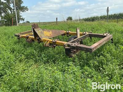 Landoll Chisel Plow