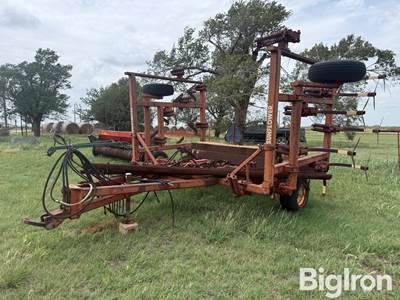 Sunflower 24’ Chisel Plow