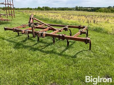Chisel Plow
