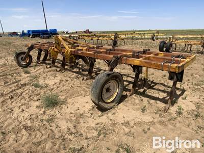 3 pt chisel plow