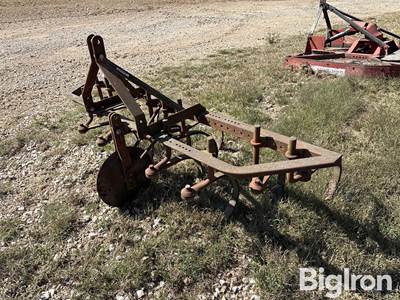 11 Row Chisel Plow