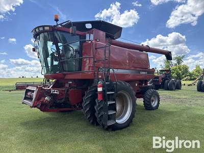 2008 Case 2588 Axial Flow 2WD Combine