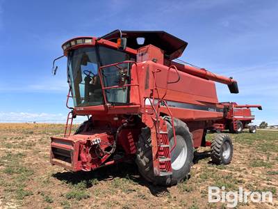 Case IH 2188 Combine