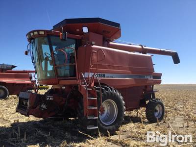 1995 Case IH 2188 Axial Flow 2WD Combine