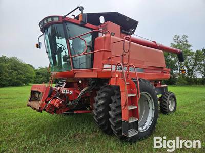 2005 Case IH 2388 2WD Axial-Flow Combine