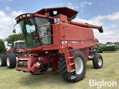 2006 Case IH 2388 Axial-Flow 2WD Combine