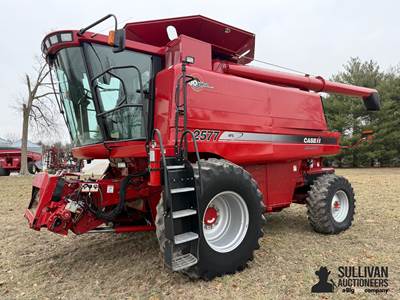 2007 Case IH 2577 4WD Combine