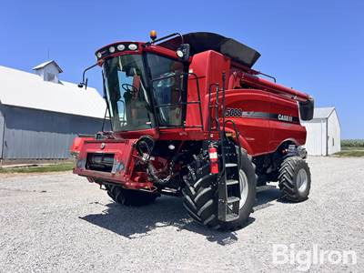 2009 Case IH 5088 2WD Axial-Flow Combine