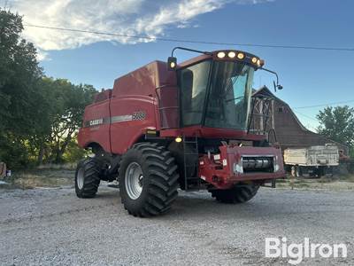 2011 Case IH 5088 2WD Combine