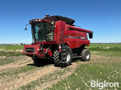 2011 Case IH 5088 2WD Combine