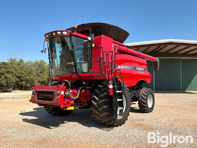 2011 Case IH 6088 Axial-Flow 2WD Combine