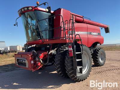 2011 Case IH 6088 2WD Combine