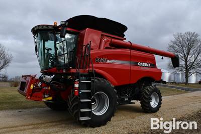 2014 Case IH 6130 2WD Combine
