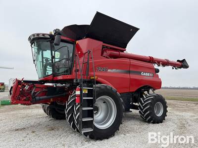 2018 Case IH 7240 4WD Combine