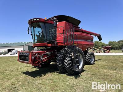 2007 Case IH 8010 AFS Axial-Flow 4WD Combine