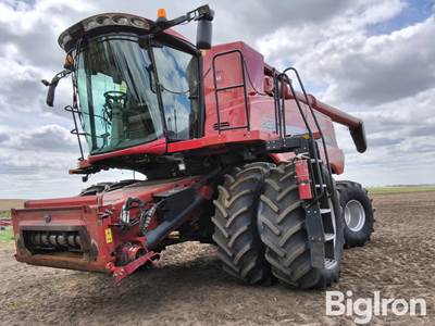2013 Case IH 8230 Axial-Flow Combine