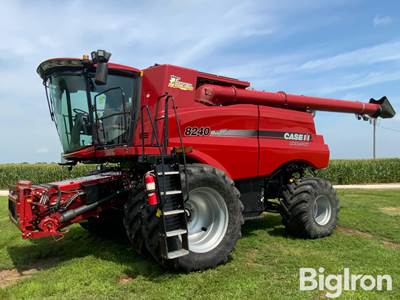 2018 Case IH 8240 4WD Combine