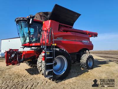 2019 Case IH 8250 2WD Combine