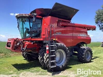 2019 Case IH 8250 2WD Combine