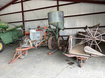 Case P 24-42 Pull-type Combine
