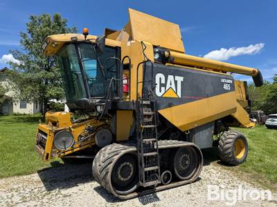 Caterpillar Lexion 465 2WD Combine