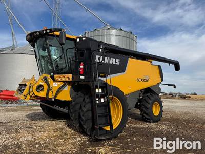 2012 CLAAS Lexion 760 2WD Combine