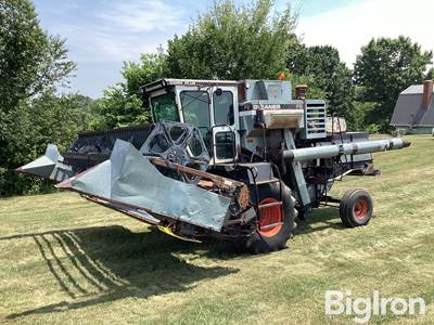1981 Gleaner F2 2WD Combine w/Duetz-Allis 315 15' Platform Head